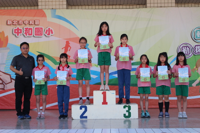 四年級女子組100公尺