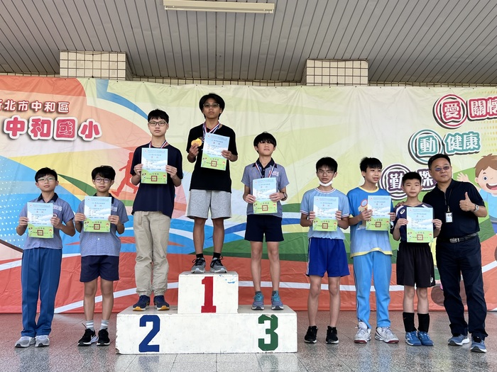 六年級男生100M