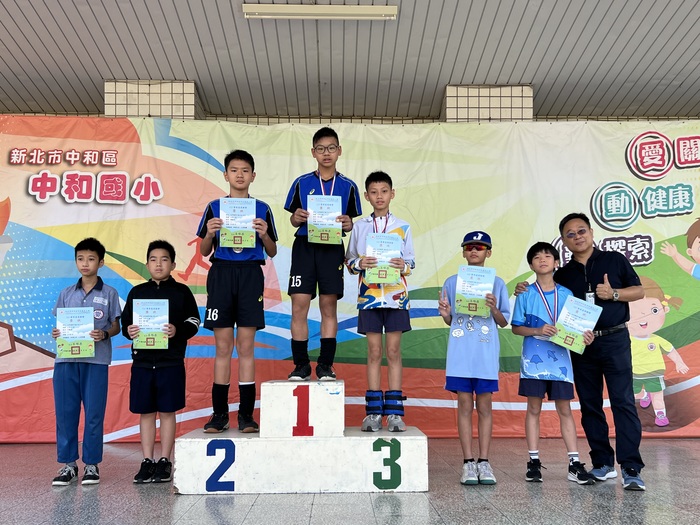 五年級男生200M