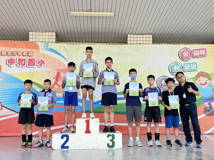 六年級男生200M