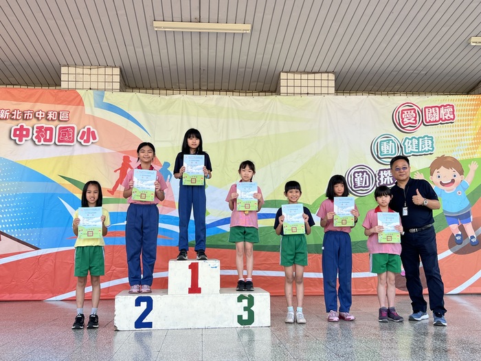 三年級女生60M
