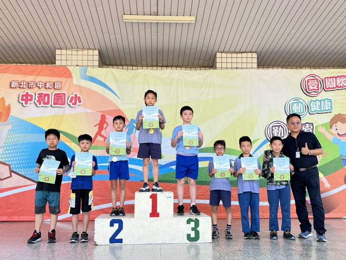 三年級男生60M