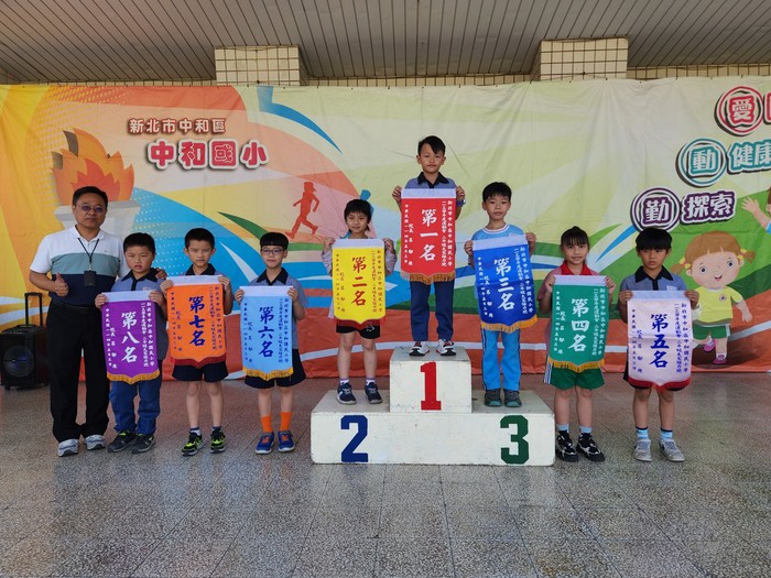 2年級大家接力跑