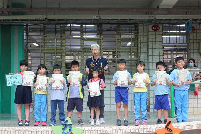 頒發校內閱讀小碩士證書