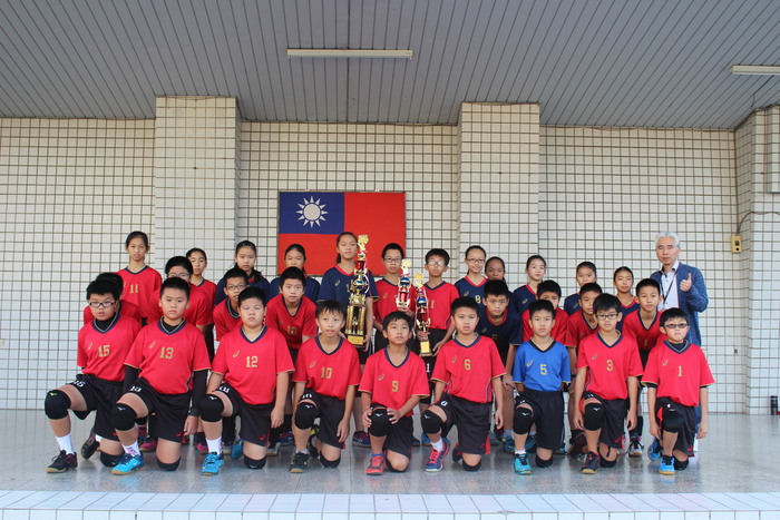 本校手球隊榮獲108全國手球錦標賽U12女子組全國冠軍、U11男子組全國第三名、U12男子組全國第六名