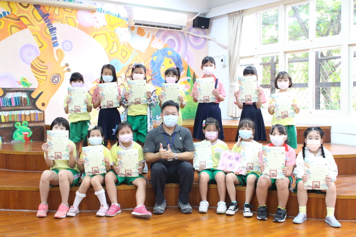 頒發小學士閱讀證書
