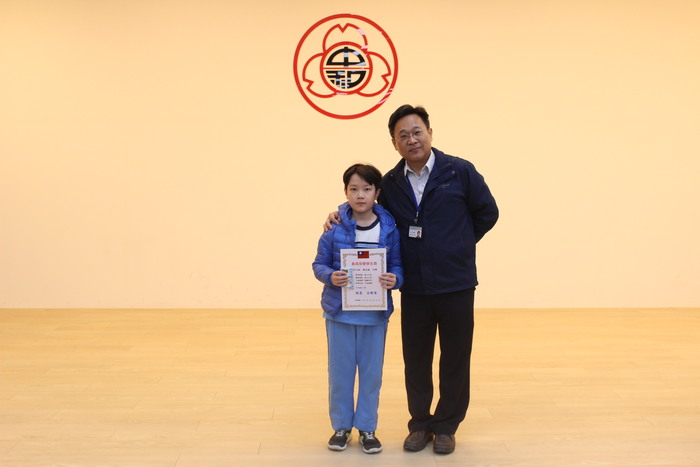 頒發最高學生榮譽學生獎