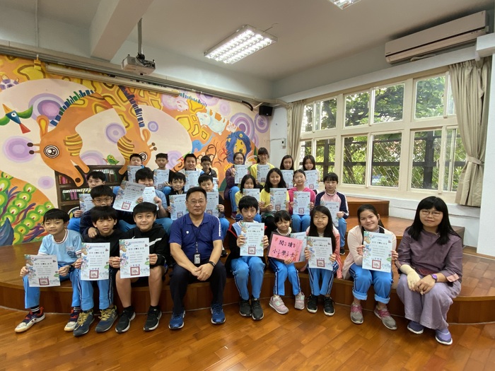 頒發小學士閱讀證書